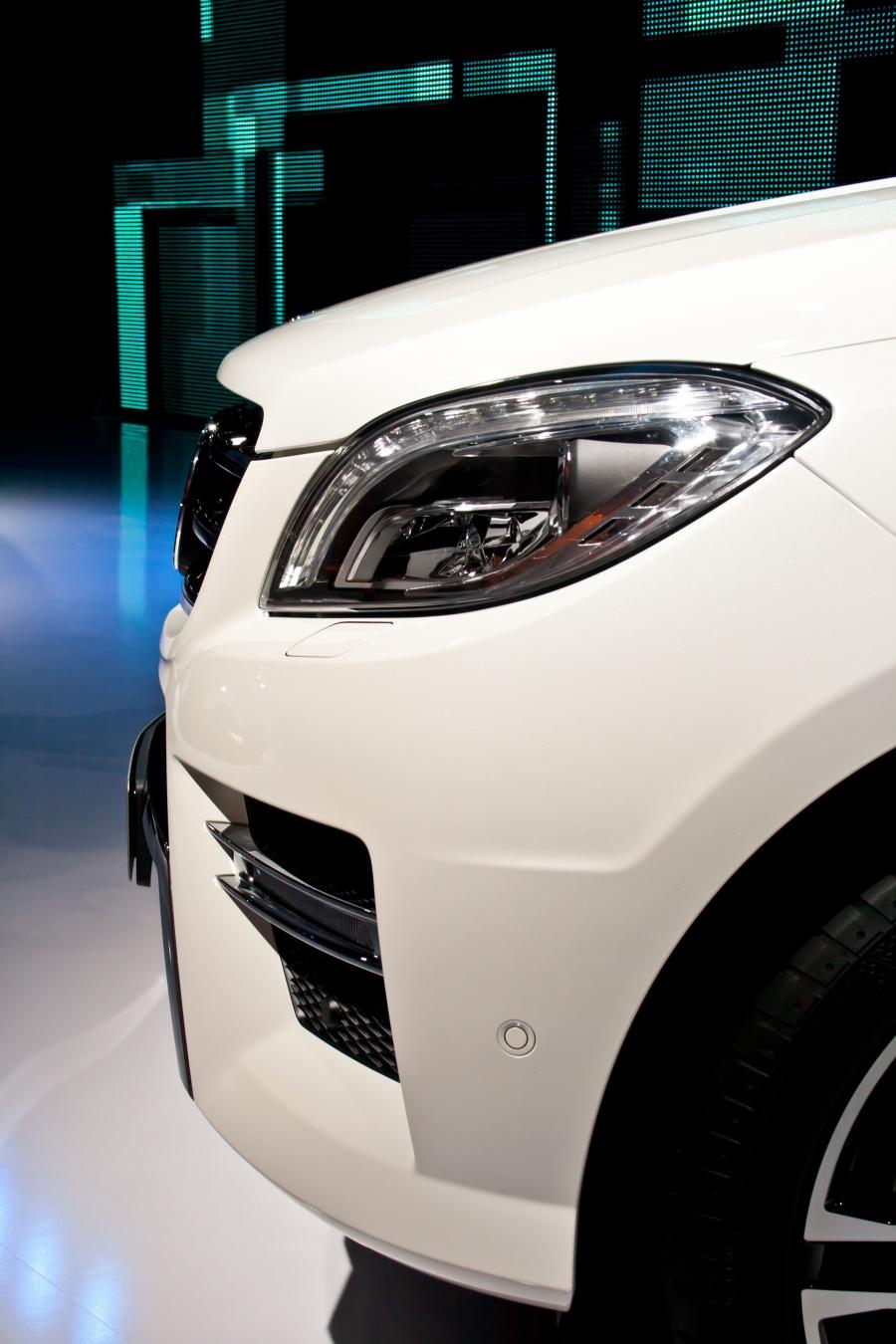  Mercedes-Benz ML-Class 2012 года  (фото 19 из 188)